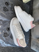 Load image into Gallery viewer, White &amp; Pink Leather Queens
