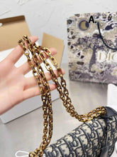 Load image into Gallery viewer, Chain Paris Shoulder Bag

