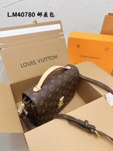 Load image into Gallery viewer, Leather Bag
