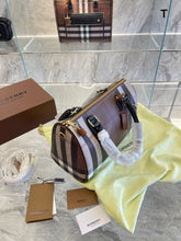 Load image into Gallery viewer, Burbe Tote Bag
