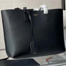 Load image into Gallery viewer, Black St Bag
