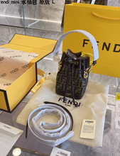 Load image into Gallery viewer, Brown Shinny Bucket Bag
