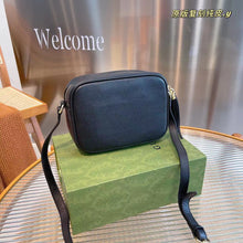 Load image into Gallery viewer, GG Shoulder Bag
