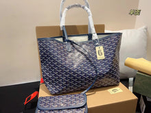 Load image into Gallery viewer, Yard Handbag
