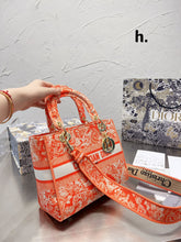 Load image into Gallery viewer, Summer Tote Bags
