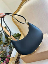 Load image into Gallery viewer, Circle Leather Bag
