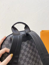 Load image into Gallery viewer, Black Leather Backpack

