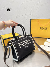 Load image into Gallery viewer, FIFI Big Bags
