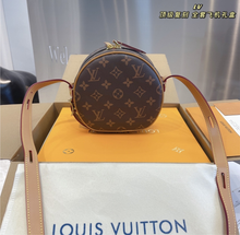 Load image into Gallery viewer, Small Chapeau Crossbody Bag
