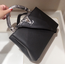 Load image into Gallery viewer, Snake Paint Leather Bag
