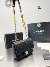 Load image into Gallery viewer, Small Leather C Bag
