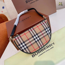 Load image into Gallery viewer, Burbe Bag
