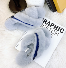 Load image into Gallery viewer, Fluffy Ugg Slippers
