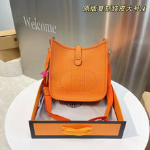 Load image into Gallery viewer, Large Leather H Bag
