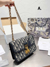 Load image into Gallery viewer, Chain Paris Shoulder Bag
