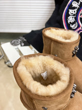 Load image into Gallery viewer, Cross Short Ugg Boots
