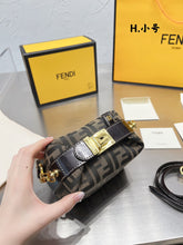 Load image into Gallery viewer, Square FIFI Bag
