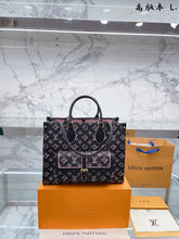 Load image into Gallery viewer, Big Open Tote Bag
