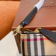 Load image into Gallery viewer, Burbe Bag
