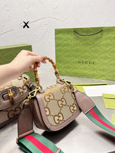 Load image into Gallery viewer, GIGI Shoulder Bag
